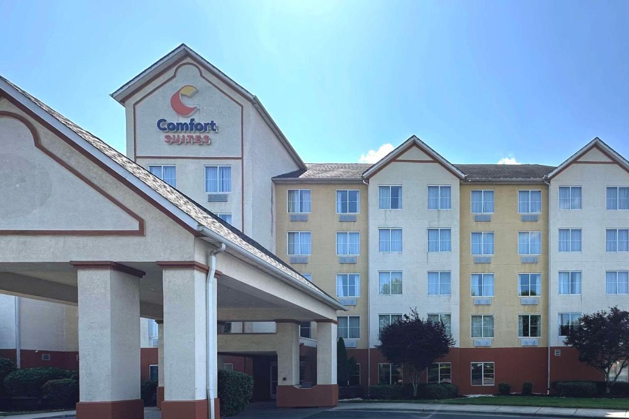 Comfort Suites Airport Шарлотт Экстерьер фото