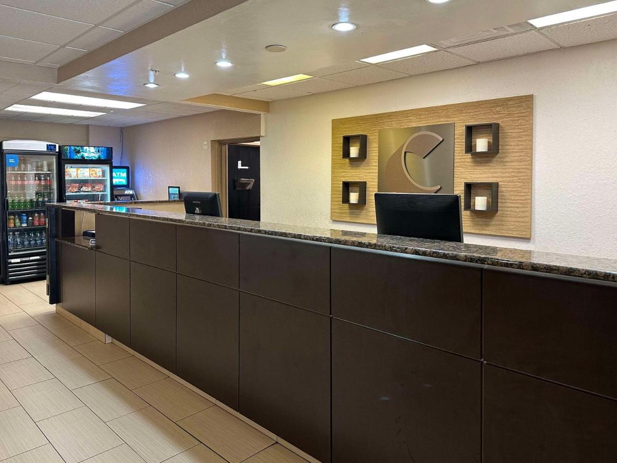 Comfort Suites Airport Шарлотт Экстерьер фото