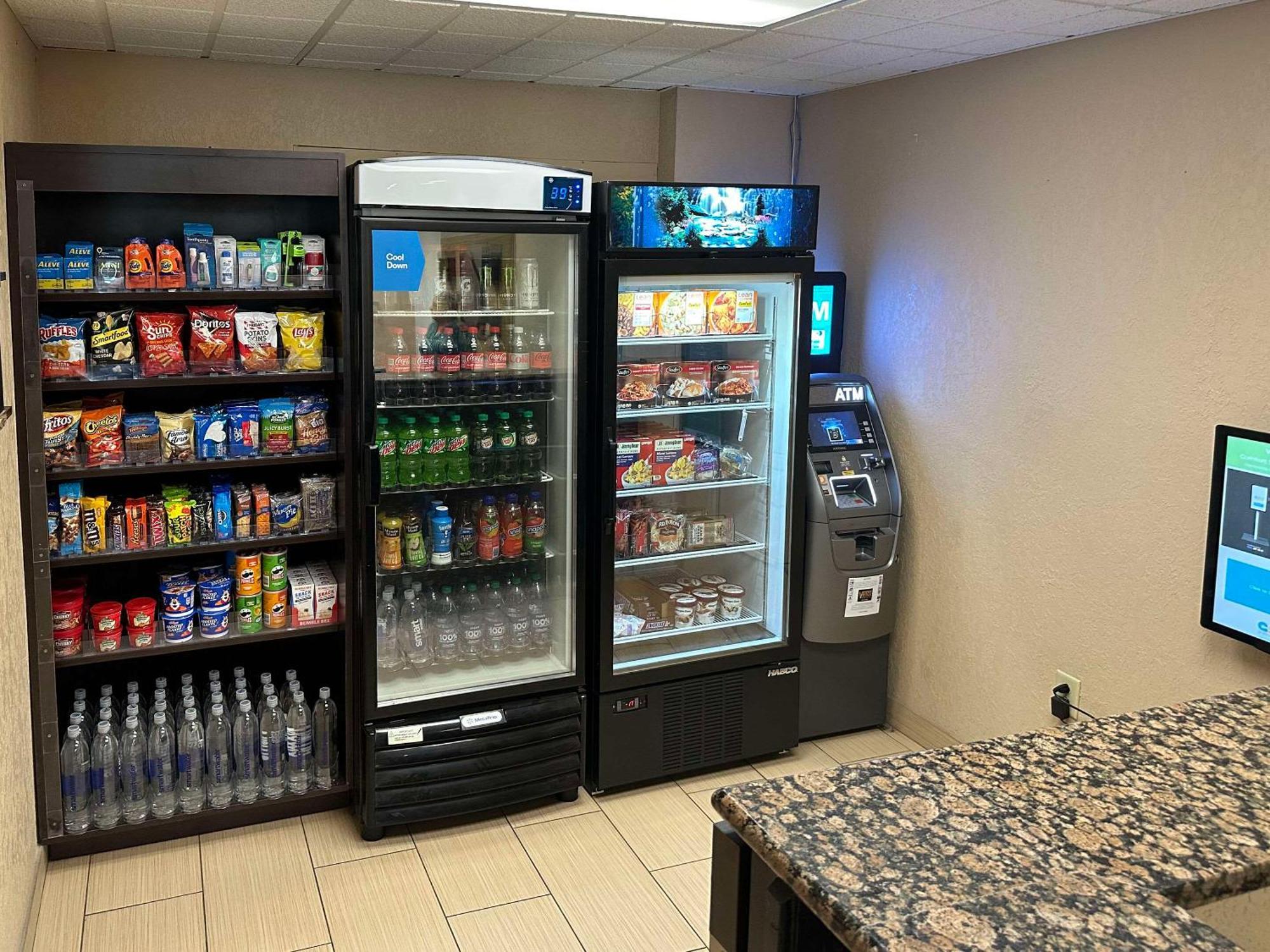 Comfort Suites Airport Шарлотт Экстерьер фото